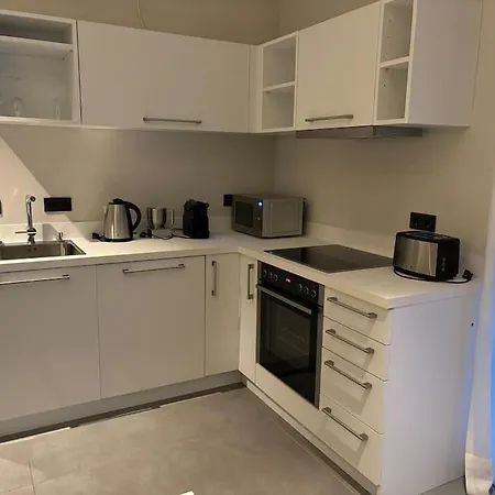 Wunderschoene Nahe Koeln Und Duesseldorf Apartment