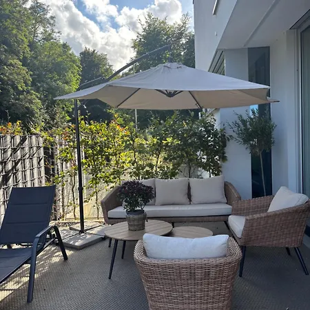 Wunderschoene Nahe Koeln Und Duesseldorf