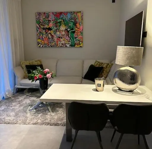 Wunderschoene Nahe Koeln Und Duesseldorf Lejlighed *