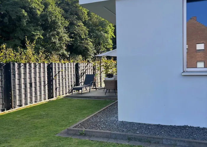 Wunderschoene Nahe Koeln Und Duesseldorf *